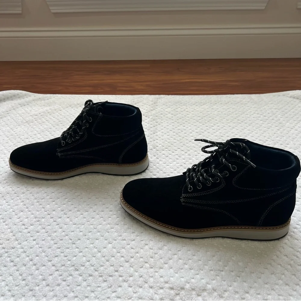 NWT. Zanzara Men's Bruno Sneaker, Black,